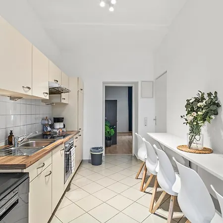 Stylish Apartment, 4 Min To U3 Zipperer Strasse Vienna Exterior photo