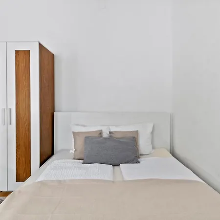 Stylish Apartment, 4 Min To U3 Zipperer Strasse Vienna Exterior photo