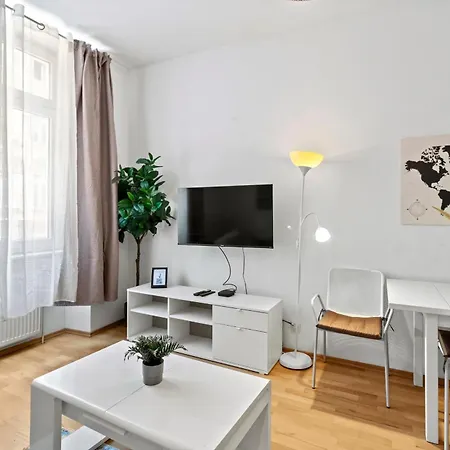Stylish Apartment, 4 Min To U3 Zipperer Strasse Vienna Exterior photo