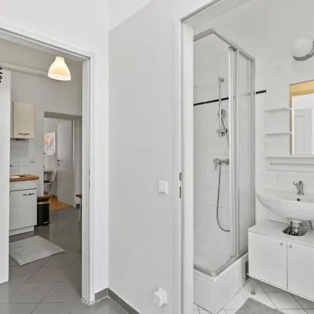 Stylish Apartment, 4 Min To U3 Zipperer Strasse Vienna Exterior photo