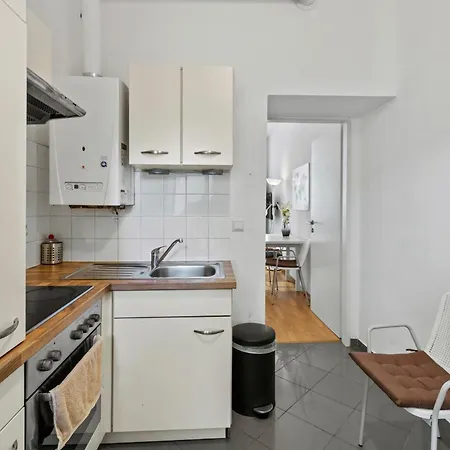 Stylish Apartment, 4 Min To U3 Zipperer Strasse Vienna Exterior photo