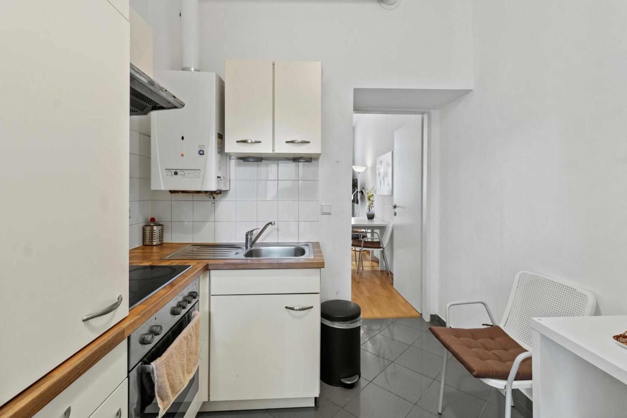 Stylish Apartment, 4 Min To U3 Zipperer Strasse Apartment